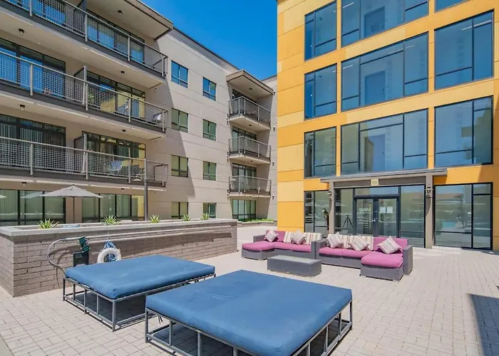 Apartment Near Phx Airport Balcony Wd Pool Gym & Parking